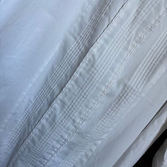 Vintage or Antique Style White Long Sleeve Pajama PJ Dress Nightgown Eyelet Lace - Picture 3 of 15